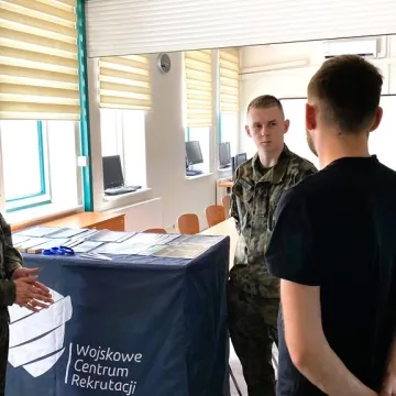 W PUP w Radomsku wojsko zachęcało do służby