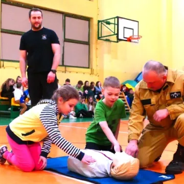 PSP Strzałków: Dzień wiosny z udziałem strażaków