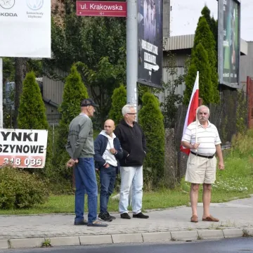 Pamiętają o bohaterach. Kibice RKS Radomsko uczcili godzinę „W”