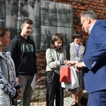 Poznawali Radomsko – miasto braci Różewiczów