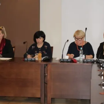 Na komisji edukacji o problemach w oświacie