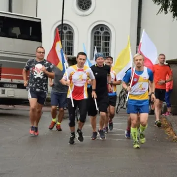 Biegowa i rowerowa pielgrzymka do Częstochowy