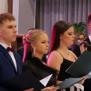 Studniówka 2024: bal maturzystów radomszczańskiego „mechanika”