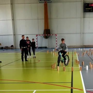 Zasady bezpieczeństwa w ruchu drogowym nie są im obce