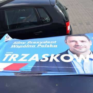 Banery i plakaty od sztabu Rafała Trzaskowskiego