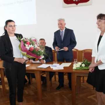Zaprzysiężenie i ślubowanie nowej burmistrz Przedborza – Wiesławy Janosik