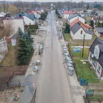 Połączenie łódzkiego ze śląskim. Modernizacja drogi w Ciężkowicach w toku