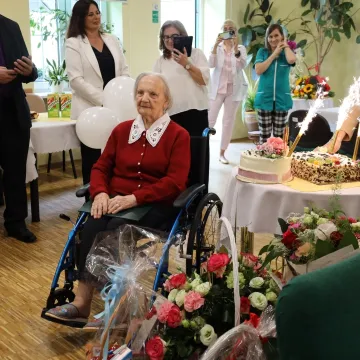 Wyjątkowy jubileusz w DPS. Pani Janina skończyła 100 lat