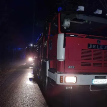 Nad ranem palił się budynek gospodarczy w Szczepocicach Rządowych