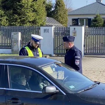 Kobieta za kierownicą łagodzi obyczaje, czyli Dzień Kobiet z radomszczańską policją