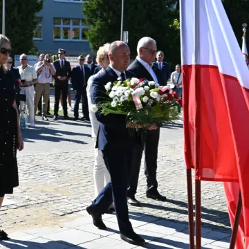 W Radomsku uczczono 80. rocznicę utworzenia KWP
