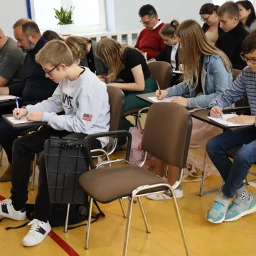 Ortograficzne zmagania w „Reymontówce” na Bugaju