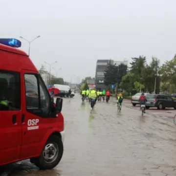Deszcz nie przeszkodził rowerzystom
