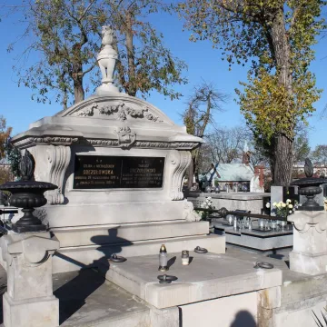 Uroczystość Wszystkich Świętych. Cmentarz Stary w Radomsku