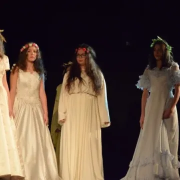 Teatr Żródło z widowiskiem „Niepodległa