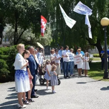 Polska Rodziną Silna!