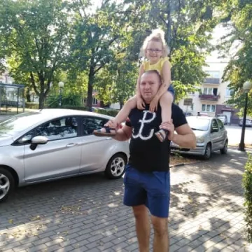 Ku czci powstańcom. Młodzież Wszechpolska i Ruch Narodowy ułożyli kotwicę