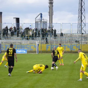 RKS Radomsko bez litości.  Pięć bramek na Brzeźnickiej