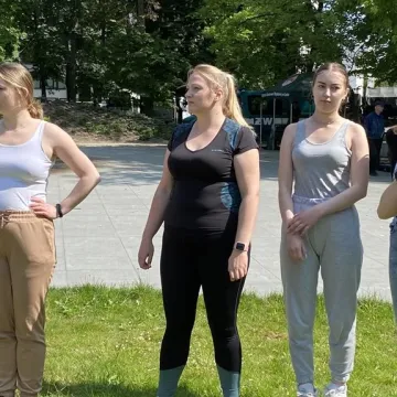 Żołnierze uczą w Radomsku kobiety podstaw samoobrony