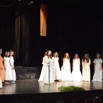 Teatr Żródło z widowiskiem „Niepodległa