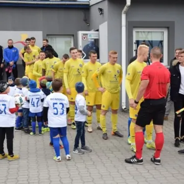 RKS Radomsko remisuje z Bronią Radom 1:1