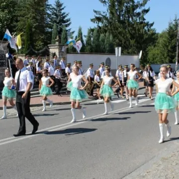 W podzięce Bogu za plony. Dożynki w Wielgomłynach