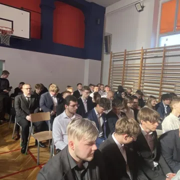 Elektryk pożegnał absolwentów. Teraz czas na maturę