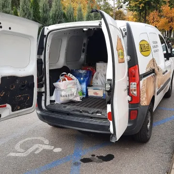 Dary dla Kresowian ruszyły z Radomska w dalszą drogę