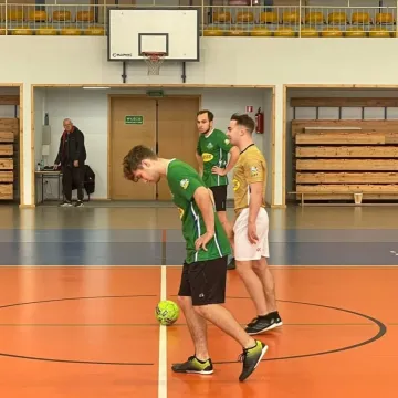 MM Projekt rozbił Młode Wilki