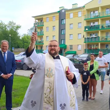 Najemcy odebrali klucze do swoich mieszkań przy Sadowej 7e w Radomsku