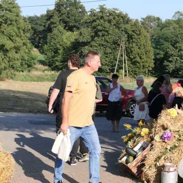 Parafia Dziepółć dziękowała za plony