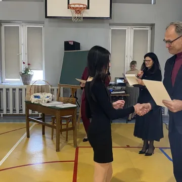 Najlepsi z najlepszych. Uczniowie  nagrodzeni stypendiami prezydenta