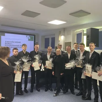 [WIDEO] To był ich dzień. Maturzyści z ZSDiOŚ oficjalnie zakończyli szkołę