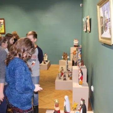 Świętowanie oczami ludowych artystów