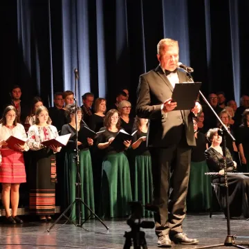 „Moniuszkowcy” mają 100 lat. Jubileuszowy koncert w MDK w Radomsku