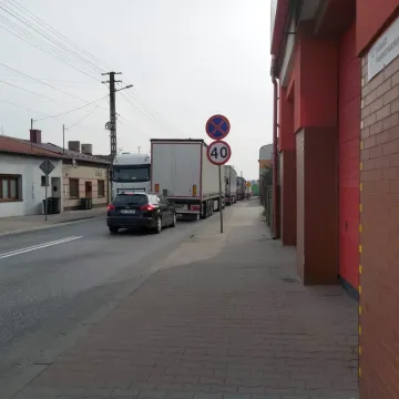 Kamieńsk stoi w korku