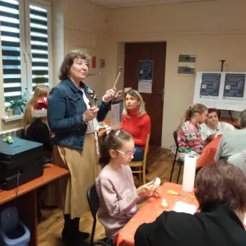 Pisanki i pająki ludowe ożywiły tradycję w Gidlach