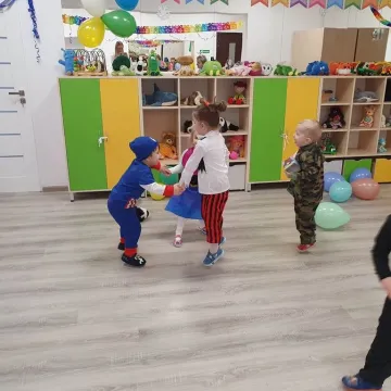 To ich pierwszy taki bal...