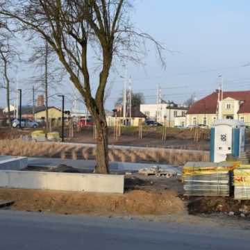 Rewitalizacja parku przy ul. Sierakowskiego na ukończeniu