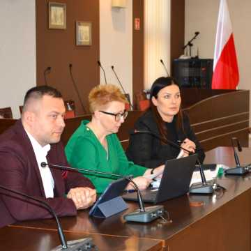 Radni wprowadzili zmiany w tegorocznym budżecie powiatu radomszczańskiego
