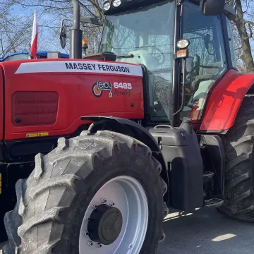 [WIDEO] Zaczęło się. Przedbórz stoi. Rolnicy walczą o Polskę
