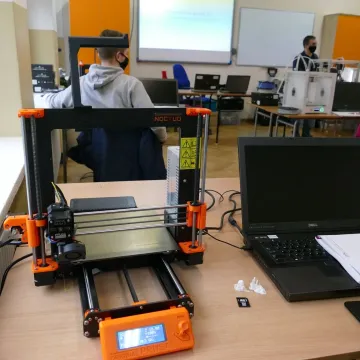 Piotrków Tryb.: 2 mln zł dla ZSP2 na edukację zawodową