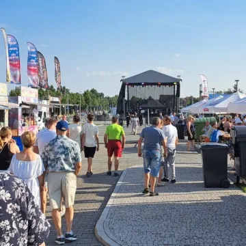 Kleszczowskie dożynki. Na scenie Universe, Wac Toja oraz Cleo