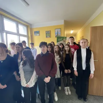 Uczniowie z powiatu radomszczańskiego zmierzyli się z twórczością Wisławy Szymborskiej w I LO w Radomsku