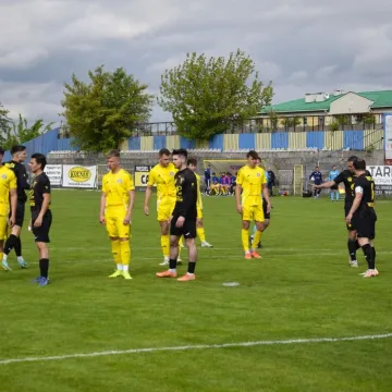 RKS Radomsko bez litości.  Pięć bramek na Brzeźnickiej