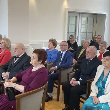 Razem przez pół wieku. Medale trafiły do dziesięciu par