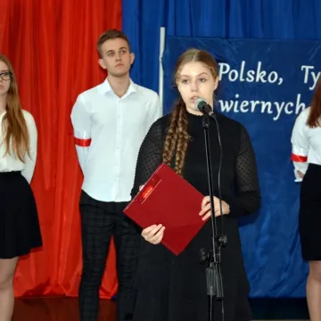 Ślubowanie uczniów przedborskiego liceum