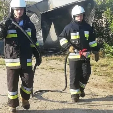 Pożar budki strażniczej w Adamowie