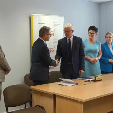 Są pieniądze na kolejne inwestycje dla gmin: Radomsko, Gidle oraz Żytno