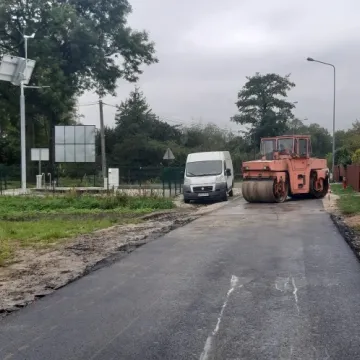 Nowa nawierzchnia na ulicy Kombatanckiej w Radomsku